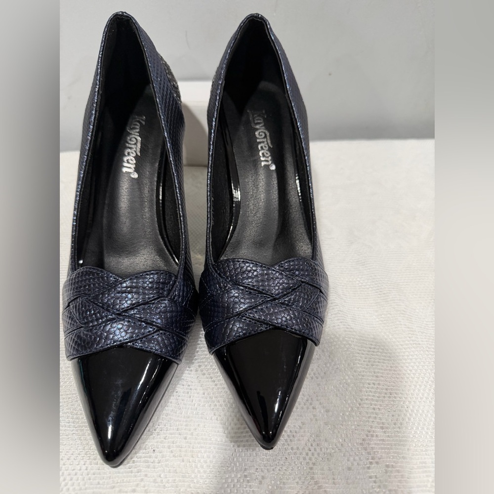 Chic Black and Blue Women's Heels - Picture 4 of 9